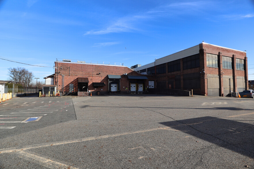 More Photos Of 200 Elmora Ave, Elizabeth Manufacturing For Lease