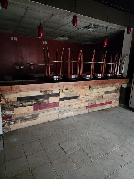 More Photos Of 3006 Harrison Ave, Cincinnati Storefront For Sale