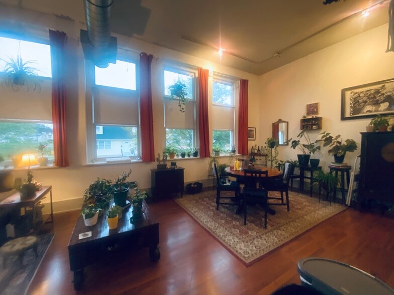 More Photos Of 6136 Magnolia Ave, Pennsauken Apartments For Sale