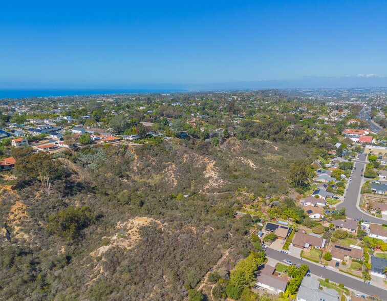 More Photos Of 0 Crest Dr, Encinitas Land For Sale