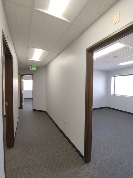 More Photos Of 393 S Harlan St, Lakewood Medical For Lease