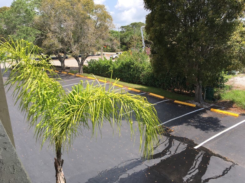 More Photos Of 27725 Old US Highway 41, Bonita Springs Office For Lease