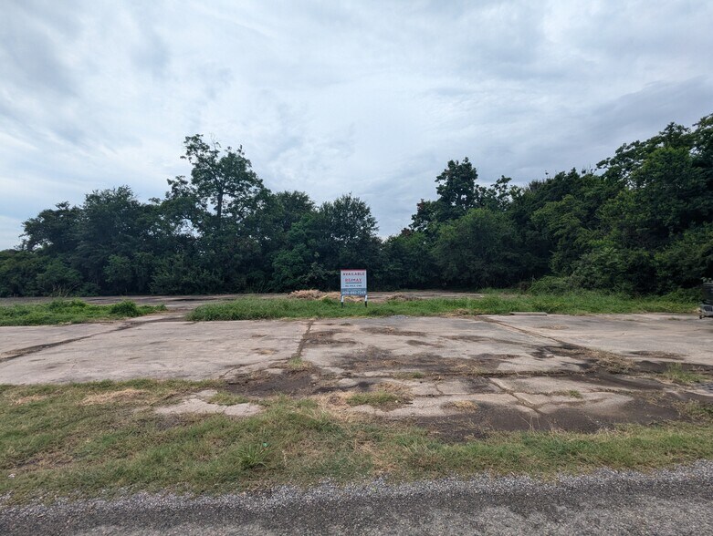 More Photos Of 6131 Jefferson Blvd, Groves Land For Sale