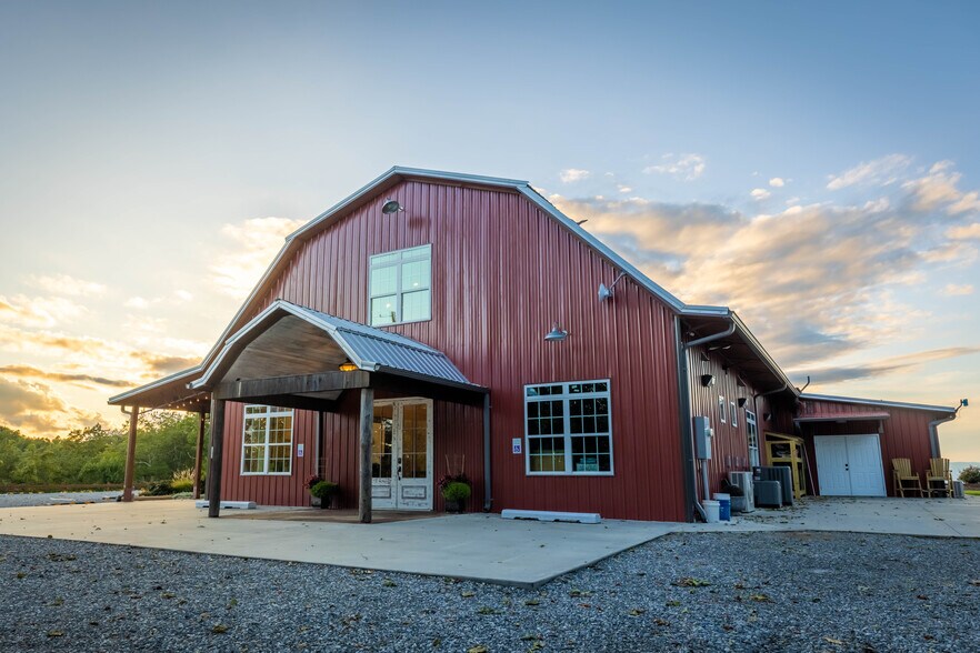 More Photos Of 6572 Burkemont Rd, Morganton Specialty For Sale