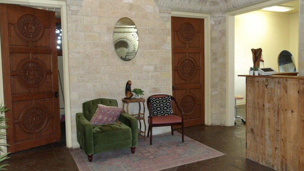 More Photos Of 1906A E Tyler, Harlingen Office For Sale