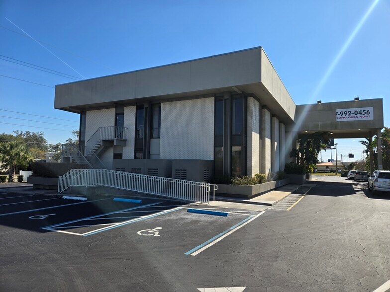 More Photos Of 445 N Wymore Rd, Winter Park Office For Lease