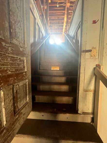 More Photos Of 3 & 5 2nd St, Temple Storefront Retail Office For Lease