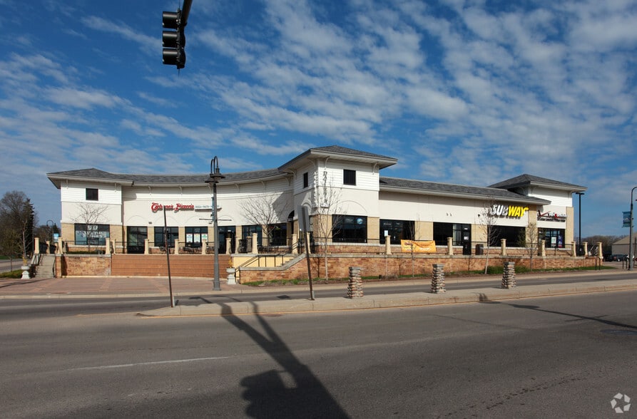 More Photos Of 2135-2131 Commerce Blvd, Mound Unknown For Lease