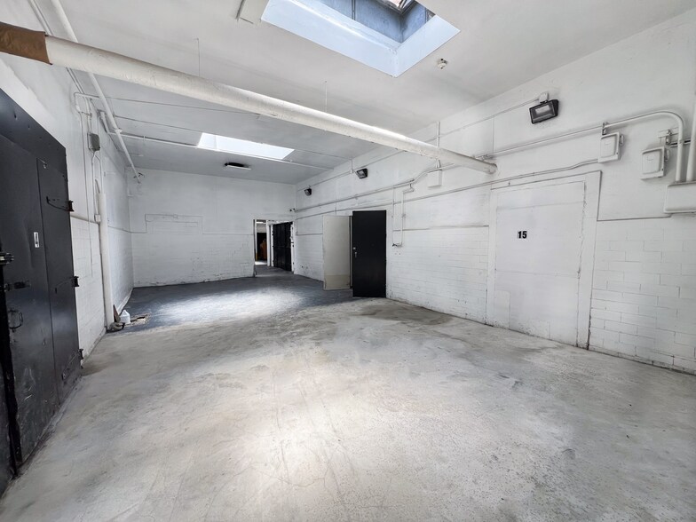 More Photos Of 1305 S Brazos St, San Antonio Refrigeration Cold Storage For Lease