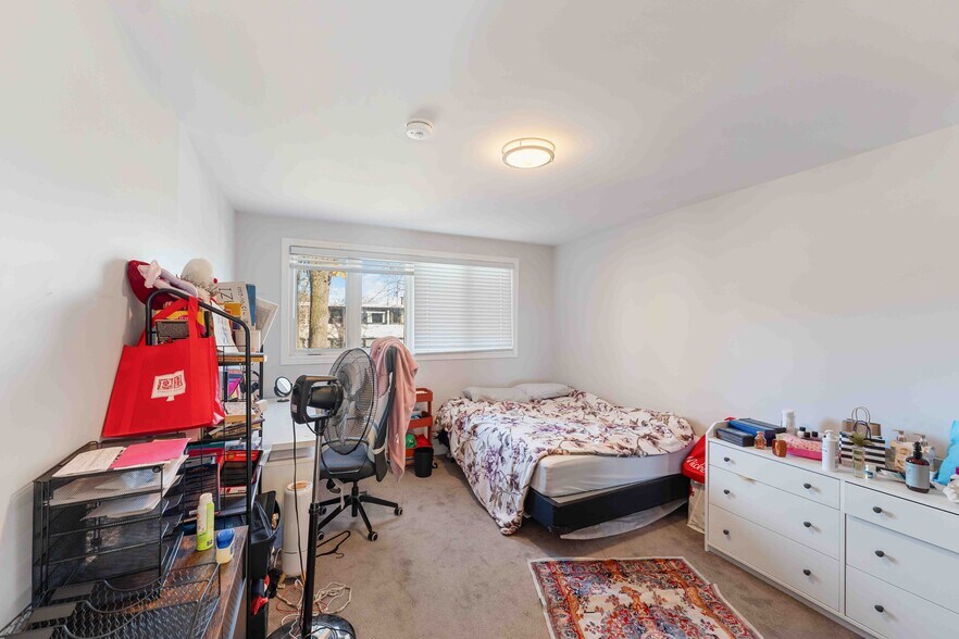 More Photos Of 732 Morin St, Ottawa Apartments For Sale