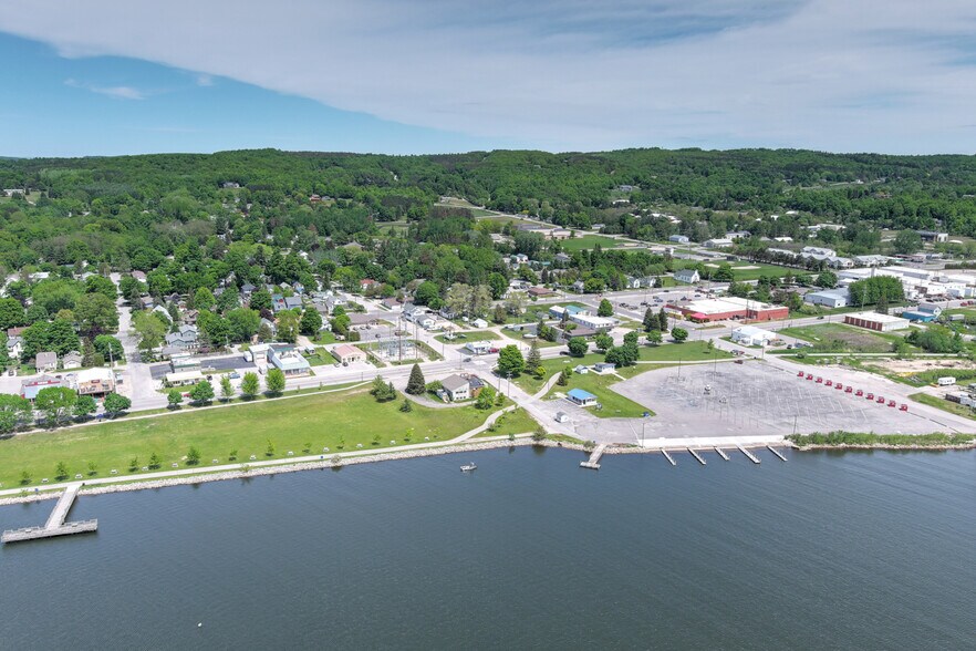 More Photos Of 903-905 Main St, Frankfort Land For Sale