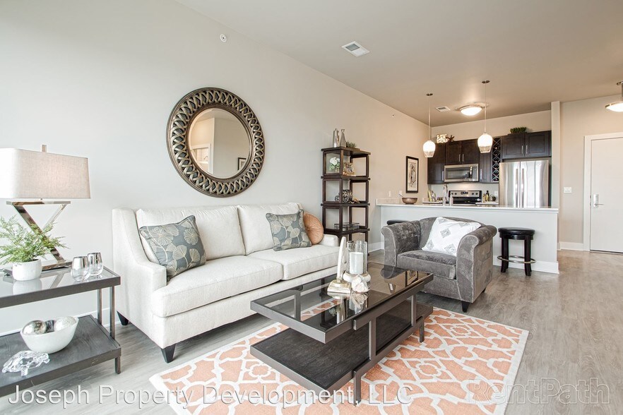 More Photos Of 4175 N Oakland Ave, Shorewood Multifamily For Sale