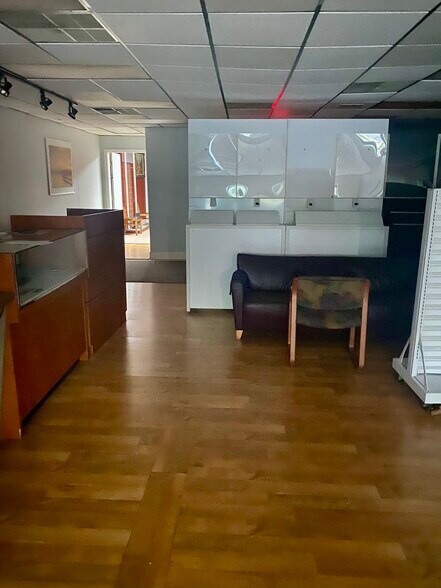 More Photos Of 731-733 W Michigan Ave, Saline Storefront For Sale