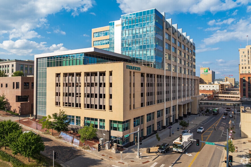 Primary Photo Of 425 W Superior St, Duluth Office For Lease