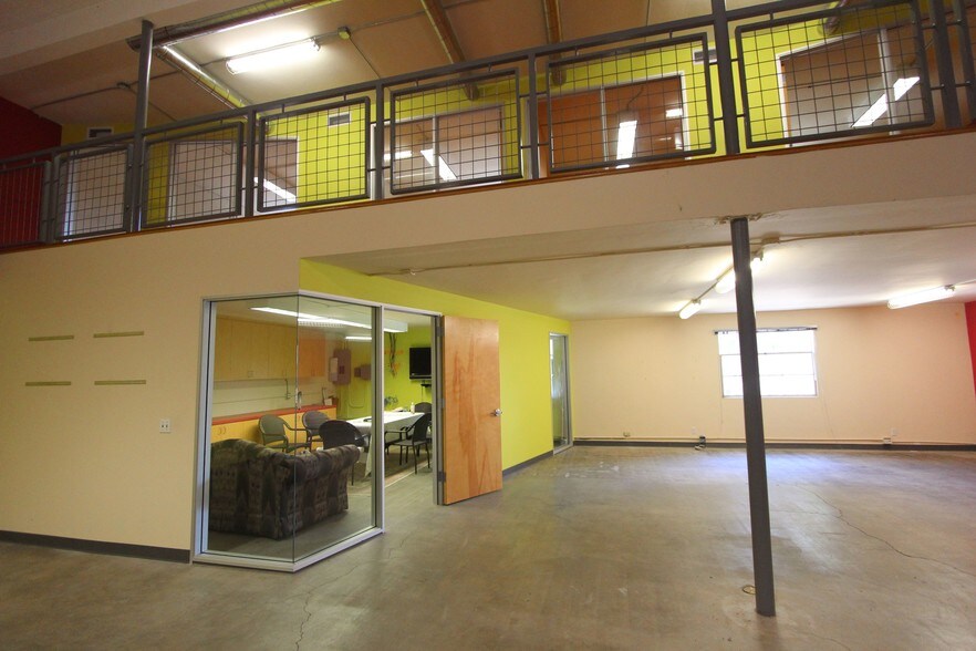 More Photos Of 3838 Atlantic Ave, Long Beach Loft Creative Space For Sale