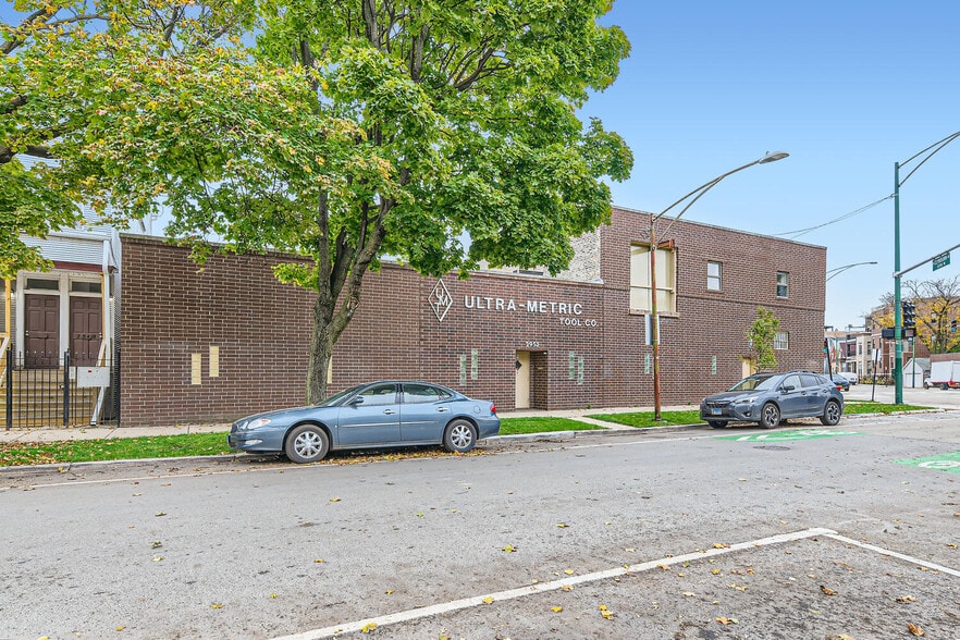 More Photos Of 2950-2958 Leavitt st, Chicago Warehouse For Sale
