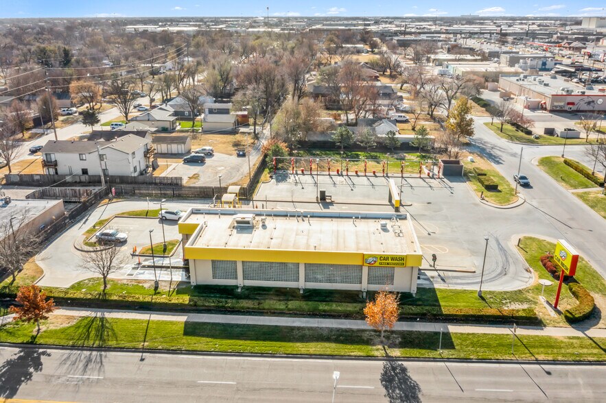 More Photos Of 3825 W Maple St, Wichita Carwash For Sale