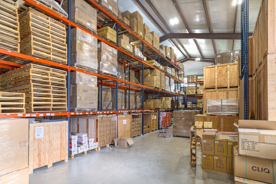 More Photos Of 15210 Fitzhugh Rd, Austin Warehouse For Sale