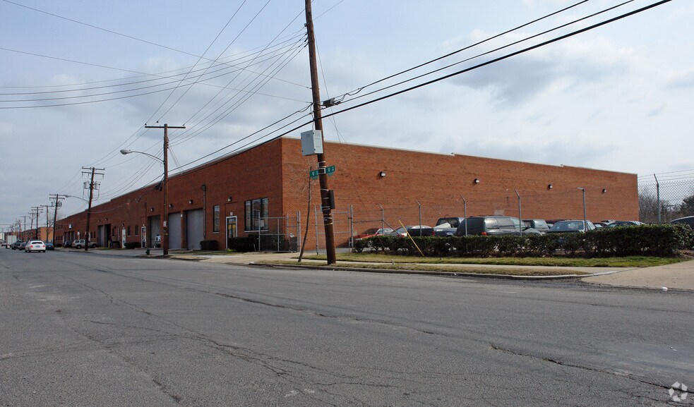 More Photos Of 3515-3521 V St NE, Washington Unknown For Lease