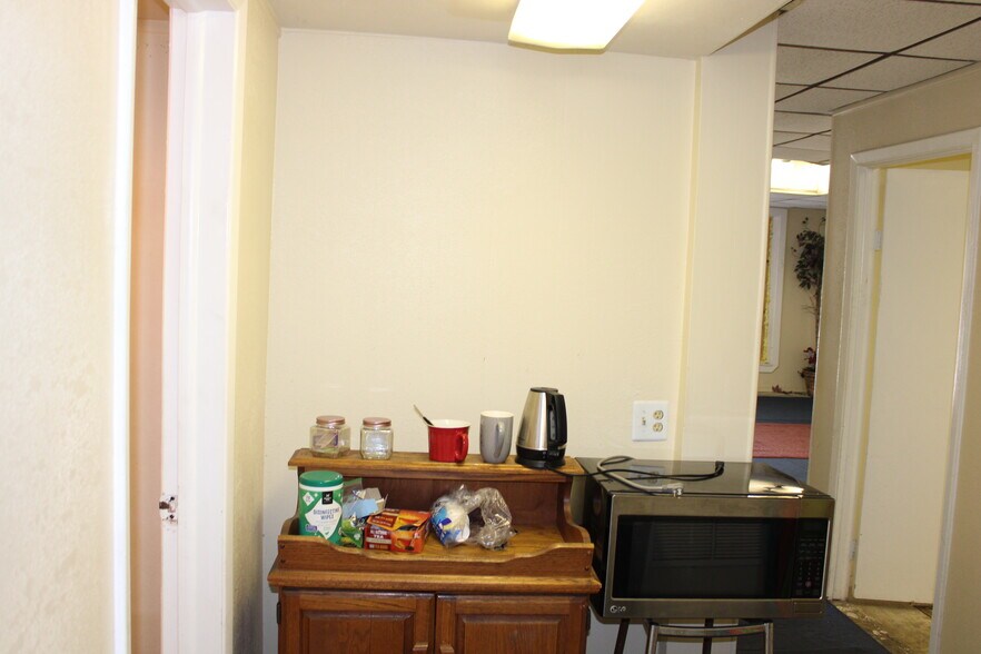 More Photos Of 1723 S Missouri Ave, Clearwater Unknown For Lease