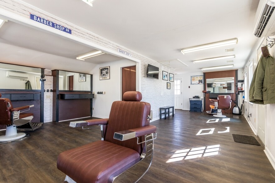 More Photos Of 1772 Main St, Chatham Freestanding For Sale