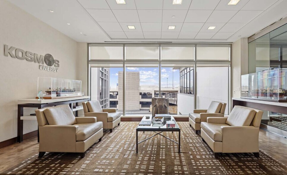 More Photos Of 8180 Park Ln, Dallas Office For Lease