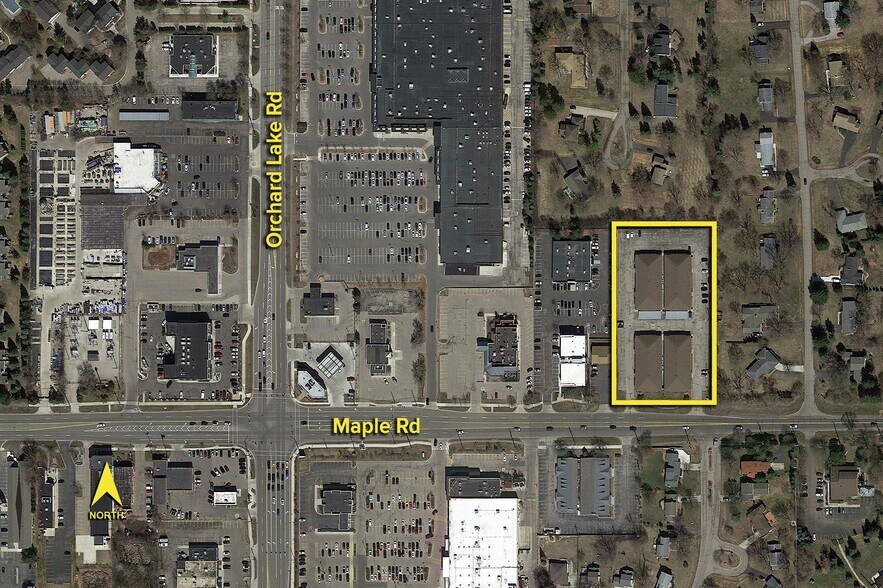 More Photos Of 5600 W Maple Rd, West Bloomfield Office For Lease