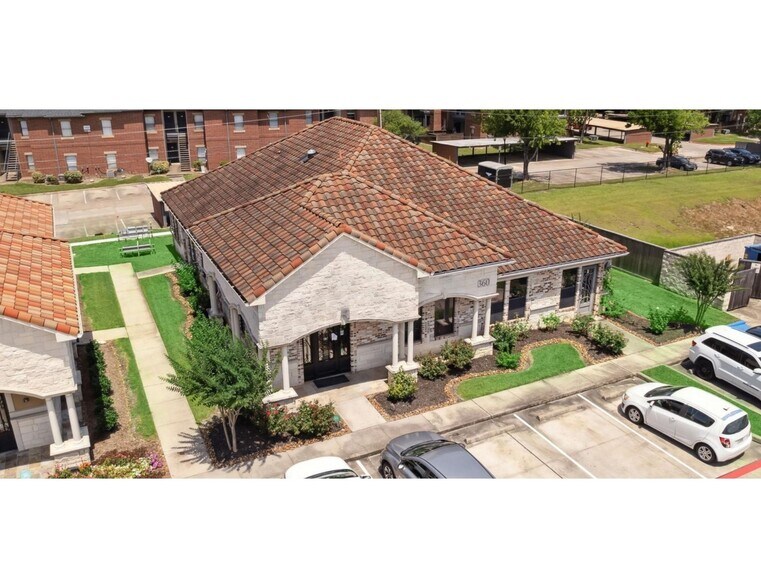 More Photos Of 360 E Medical Center Blvd, Webster Medical For Sale