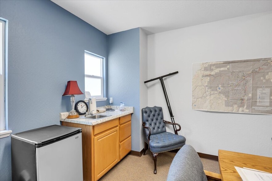 More Photos Of 22709 Twain Harte Dr, Twain Harte Office Residential For Sale