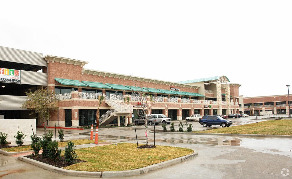 More Photos Of 9889 Bellaire Blvd, Houston Unknown For Lease