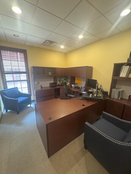 More Photos Of 13308 N Macarthur Blvd, Oklahoma City Office For Sale