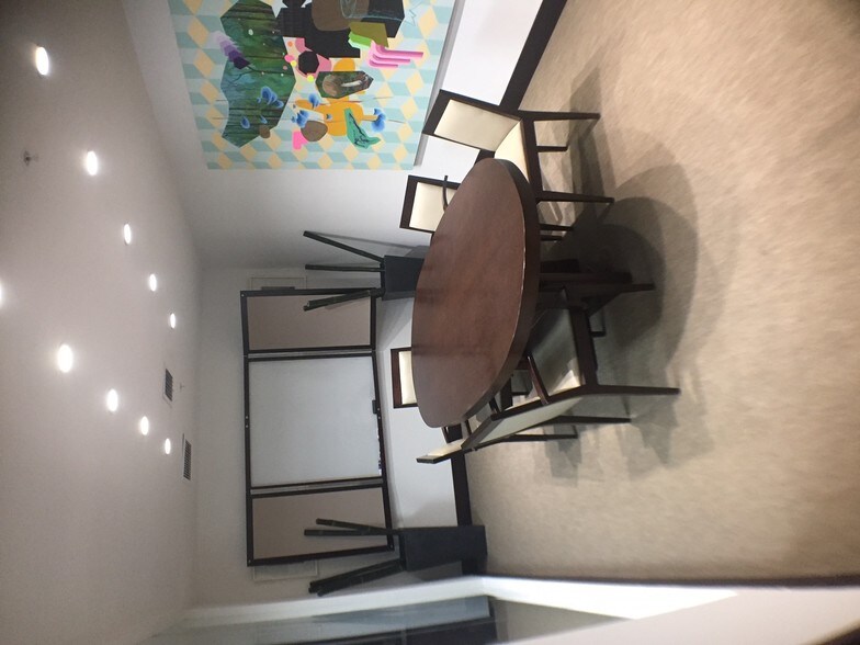 More Photos Of 1110 Brickell Ave, Miami Office For Lease