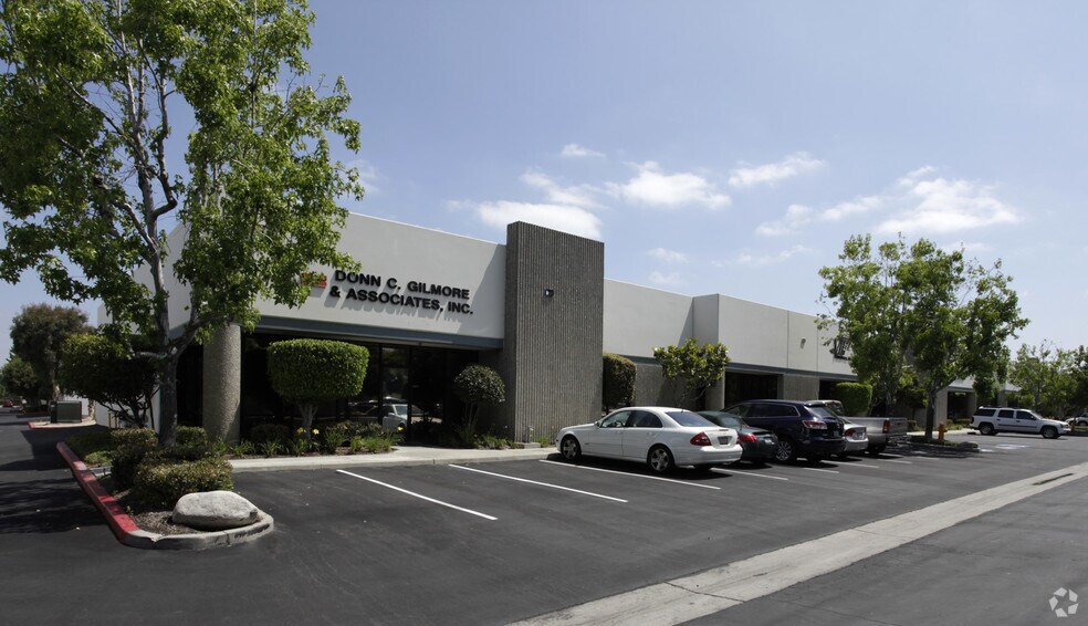 More Photos Of 4051 E La Palma Ave, Anaheim Warehouse For Lease