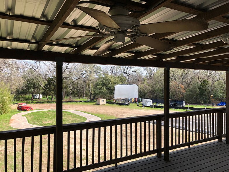 More Photos Of 2103 E M Franklin Ave, Austin Loft Creative Space For Sale