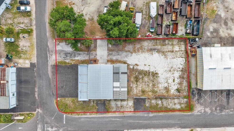 More Photos Of 4195 Electric Way, Port Charlotte Manufacturing For Sale