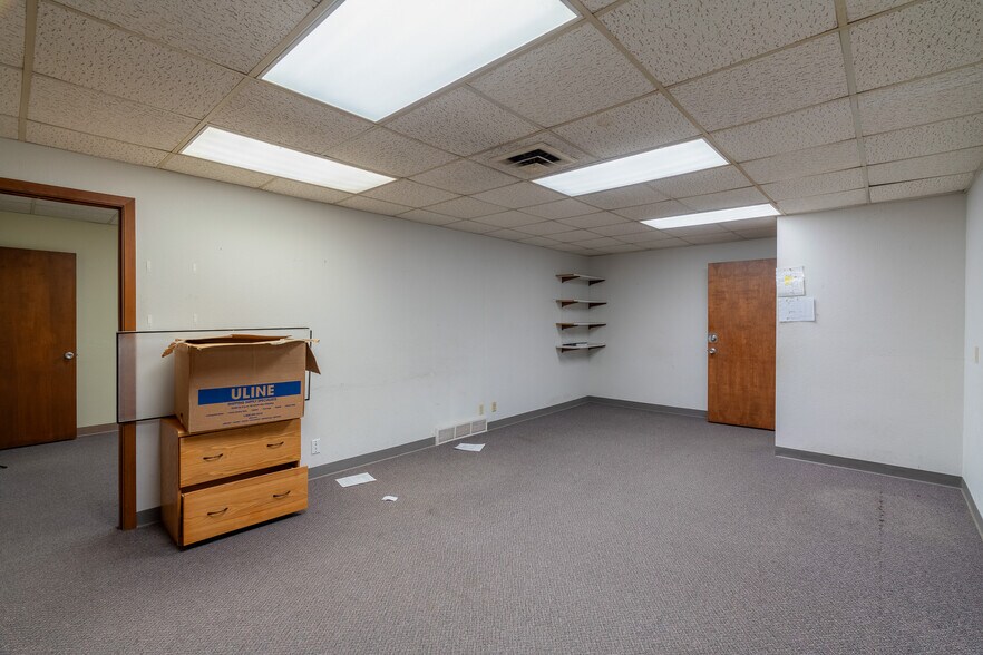 More Photos Of 411 S State St, Fairmont Light Distribution For Sale