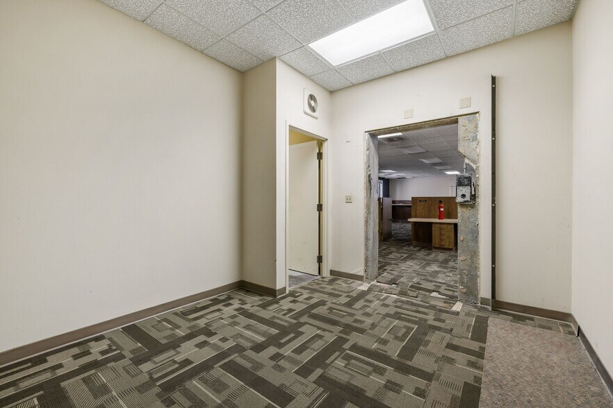 More Photos Of 3970 Missouri Flat Rd, Placerville Bank For Lease