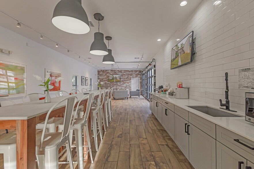 More Photos Of 2690 Drew St, Clearwater Apartments For Sale