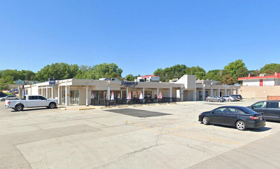Primary Photo Of 1195-1197 S Pierce Plz, Omaha Freestanding For Lease