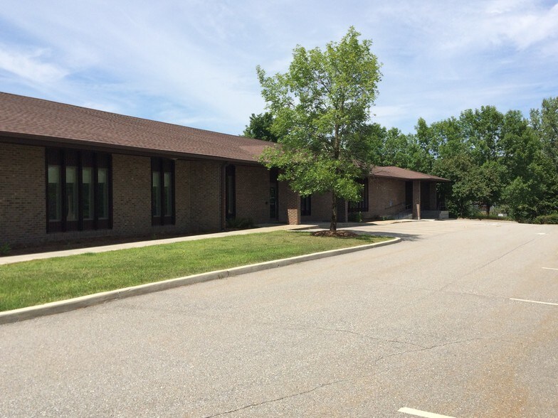 More Photos Of 59 Rathe Rd, Colchester Office For Lease