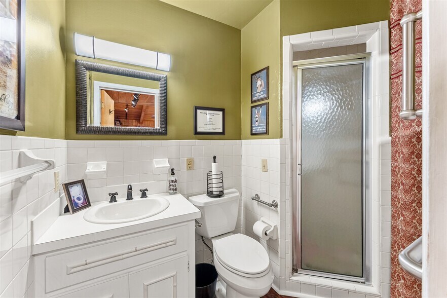 More Photos Of 525 N Harbor City Blvd, Melbourne Office For Sale