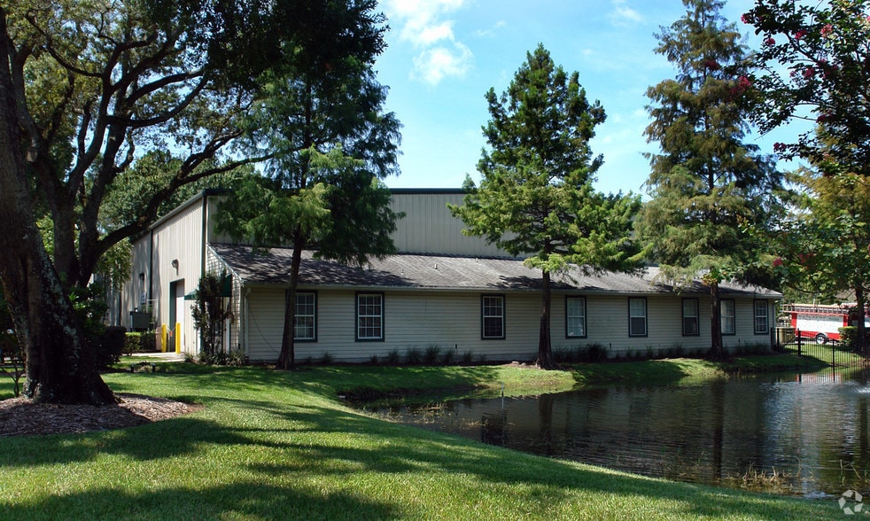 Primary Photo Of 4656 Collins Rd, Jacksonville Warehouse For Lease
