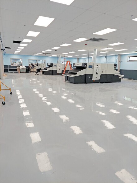 More Photos Of 5 Hudson Park Dr, Hudson Manufacturing For Lease