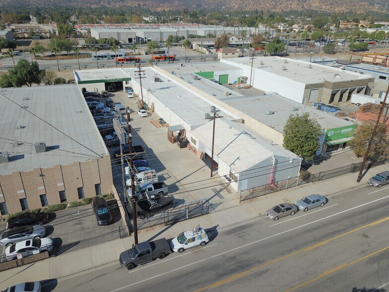 More Photos Of 10009 Canoga Ave, Chatsworth Warehouse For Lease