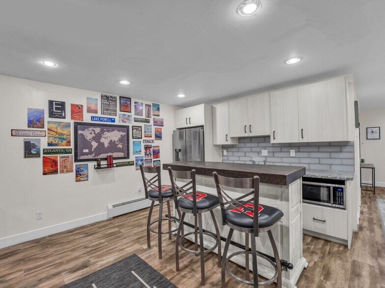 More Photos Of 135 E 200 N, Kanosh Hospitality For Sale