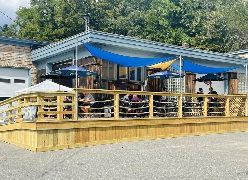 Primary Photo Of 2977 Vt Route 100, Jacksonville Restaurant For Lease