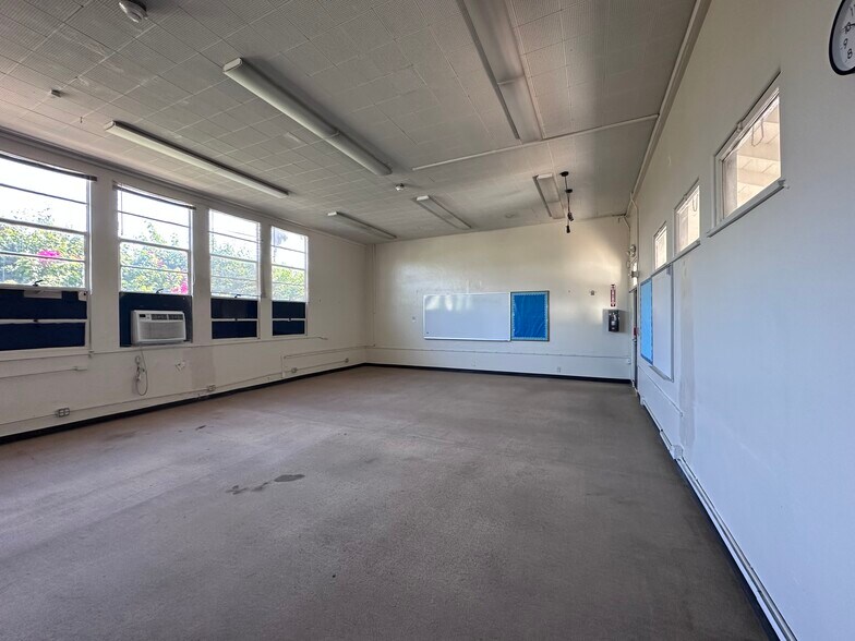 More Photos Of 610 N San Antonio Ave, Pomona Specialty For Lease