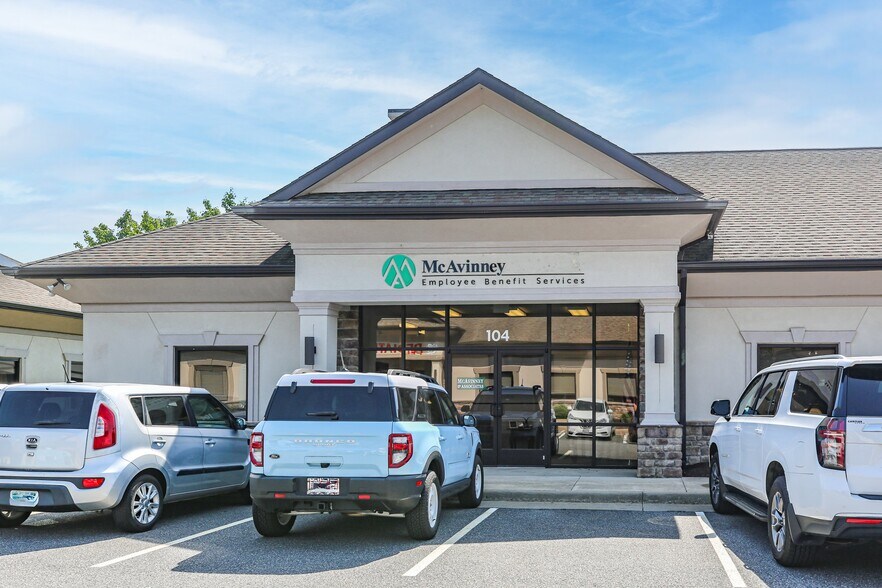 Primary Photo Of 4520 Plank Rd, Fredericksburg Medical For Lease