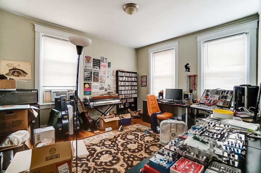 More Photos Of 1801 Chase Ave, Cincinnati Apartments For Sale