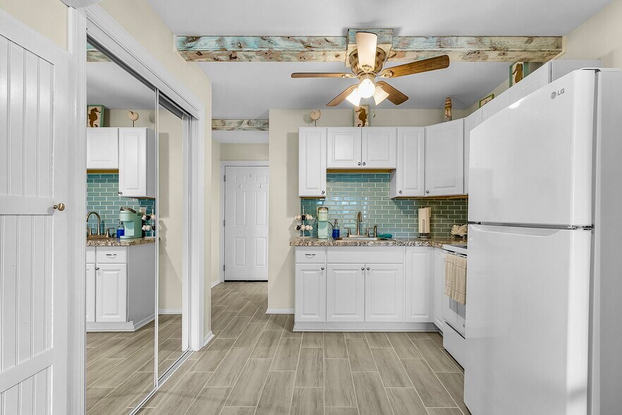 More Photos Of 3226 Stringfellow Rd, Saint James City Apartments For Sale